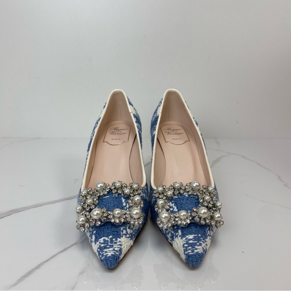 Roger Vivier Flower Strass Pumps - Picture 4 of 6
